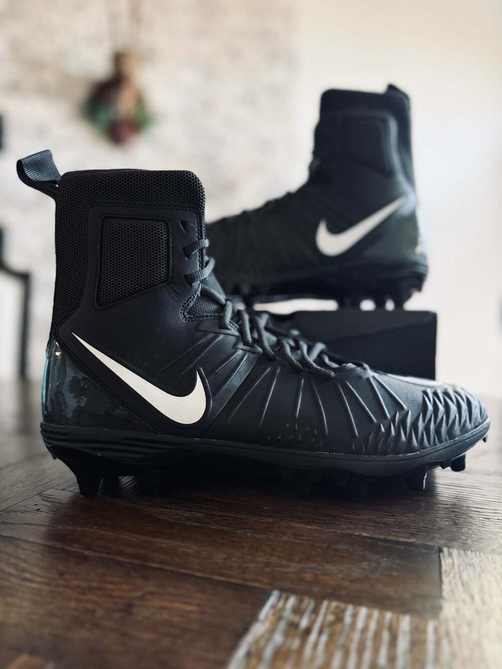 Nike Force Savage Varsity Football Cleats SIZE 14 men 880140-010 NEW!!